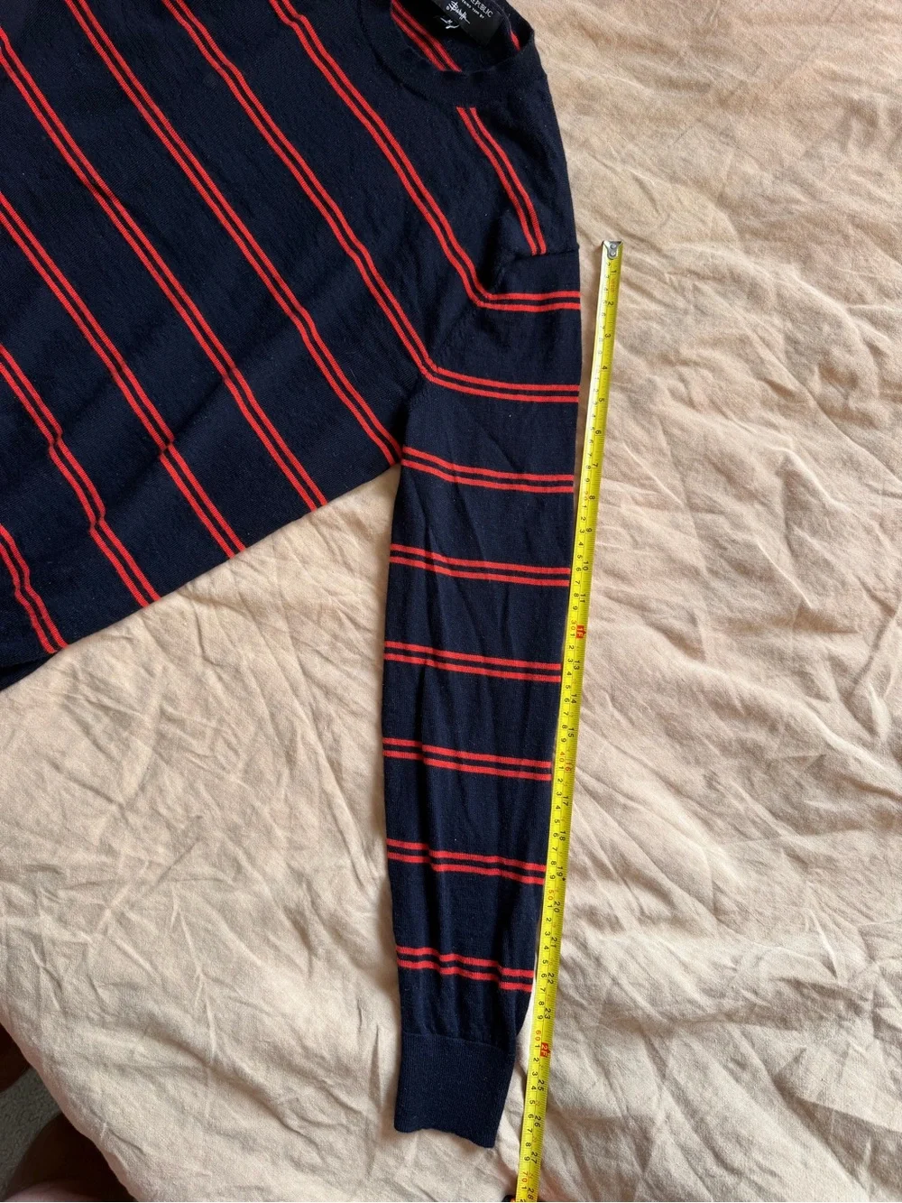 Italian merino wool polo Banana Republic red blue stripes men’s medium